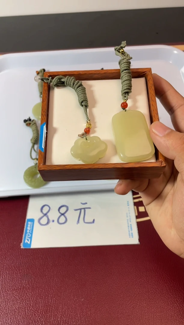 吊坠(赠链)未镶嵌石英质玉@**子2 6