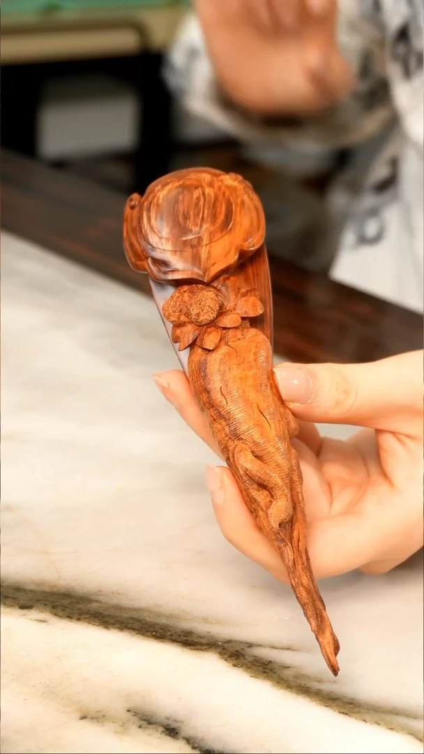 【闪购商品】黄花梨/降香黄檀海黄如意人生手把件