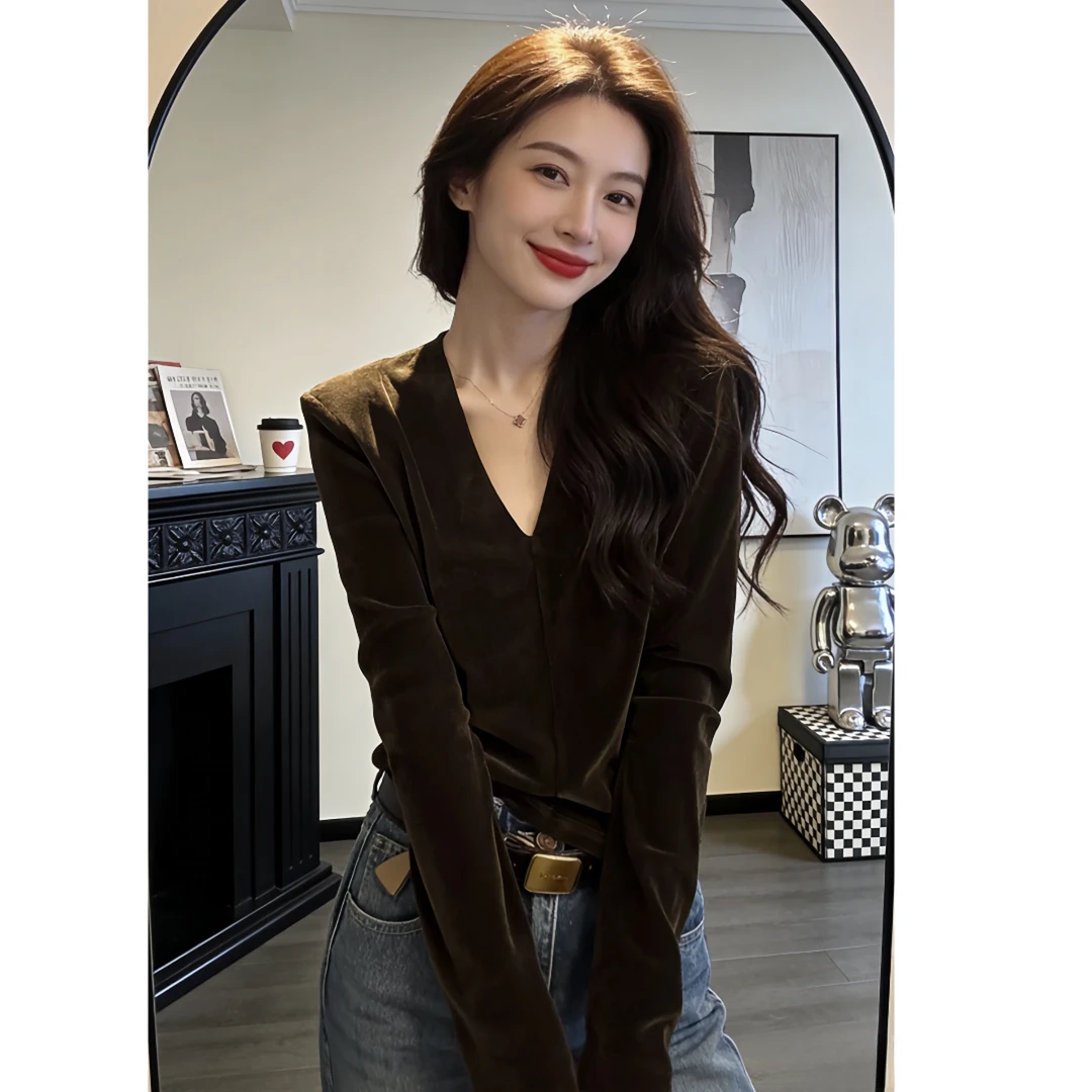 优质版金丝绒V领垫肩长袖T恤女春秋冬新款百搭打底高级感上衣外穿