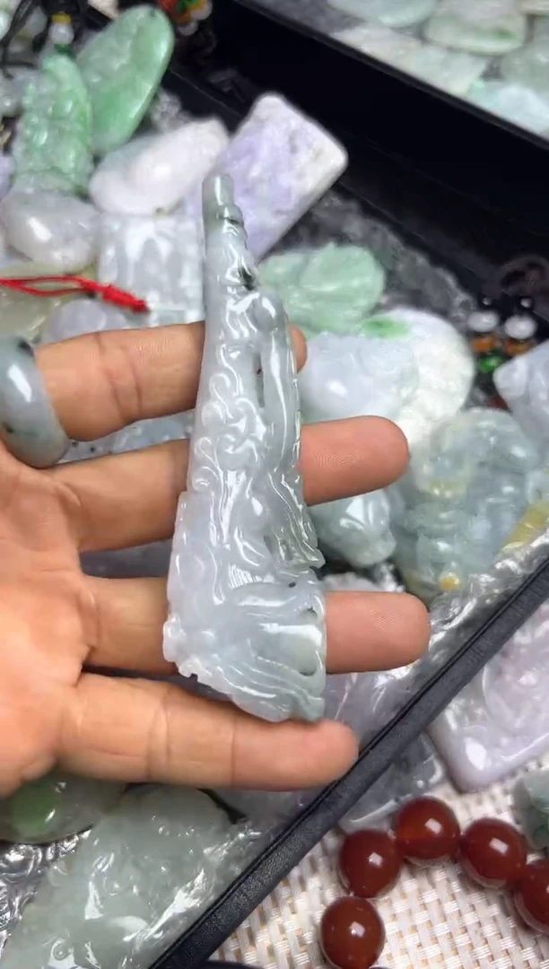 【闪购商品】翡翠吊坠(不含链)未镶嵌翡翠烟斗