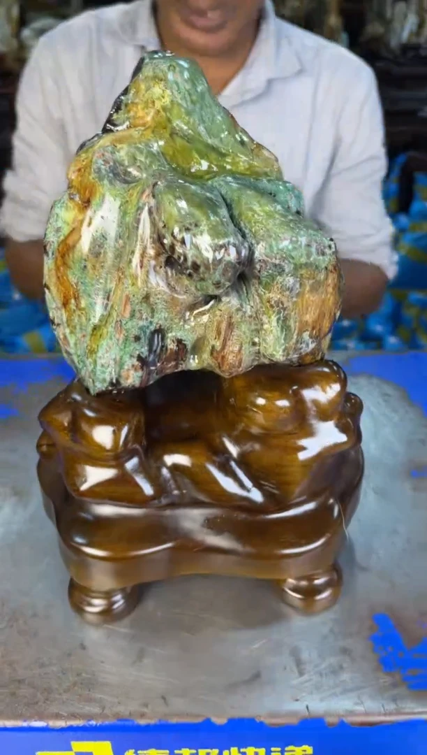 未镶嵌摆件硅化玉60