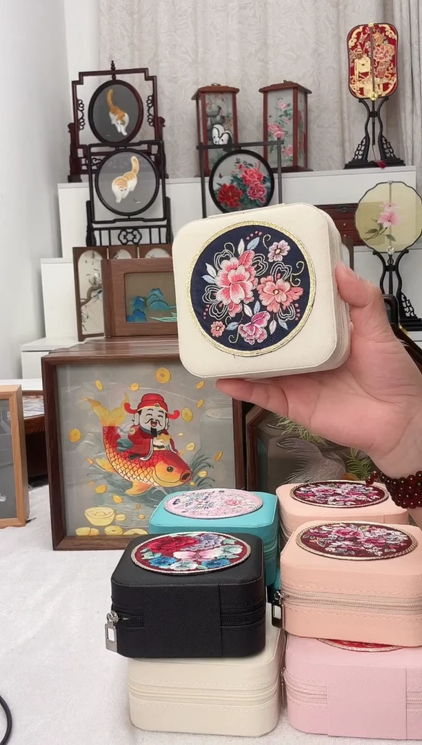 扇子苏绣作品手工首饰盒