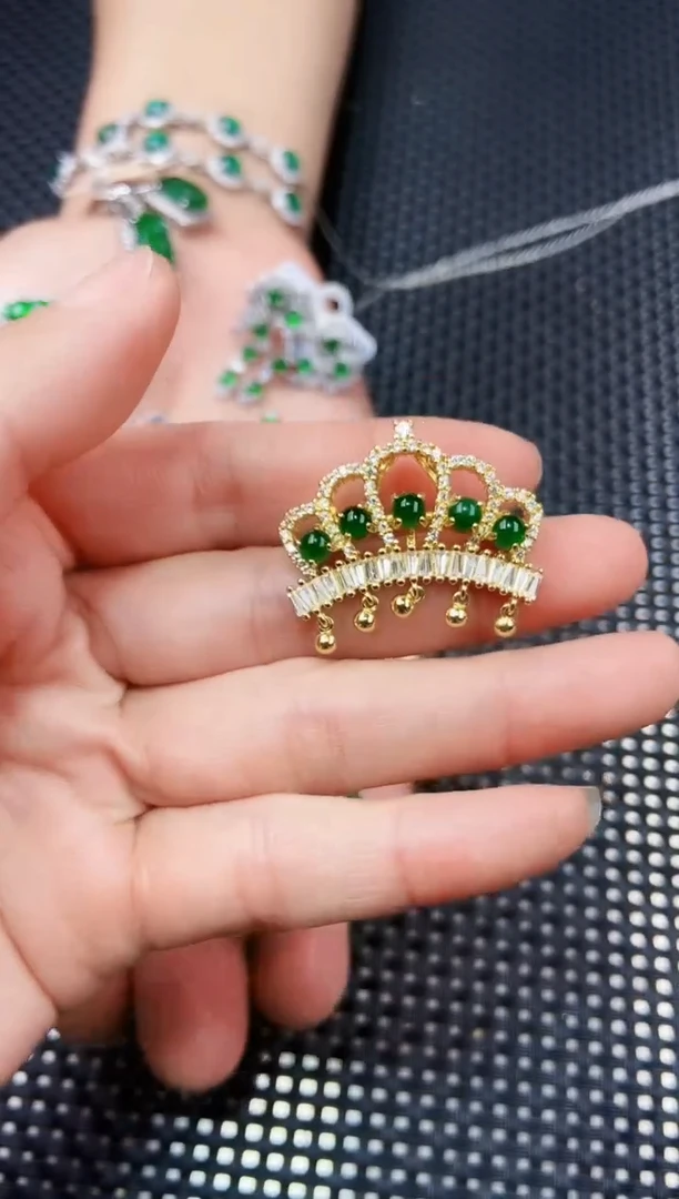 【闪购商品】翡翠吊坠(不含链)未镶嵌111111111