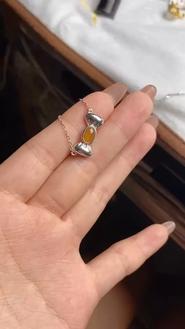 翡翠戒指银S925镶嵌天然A货翡翠