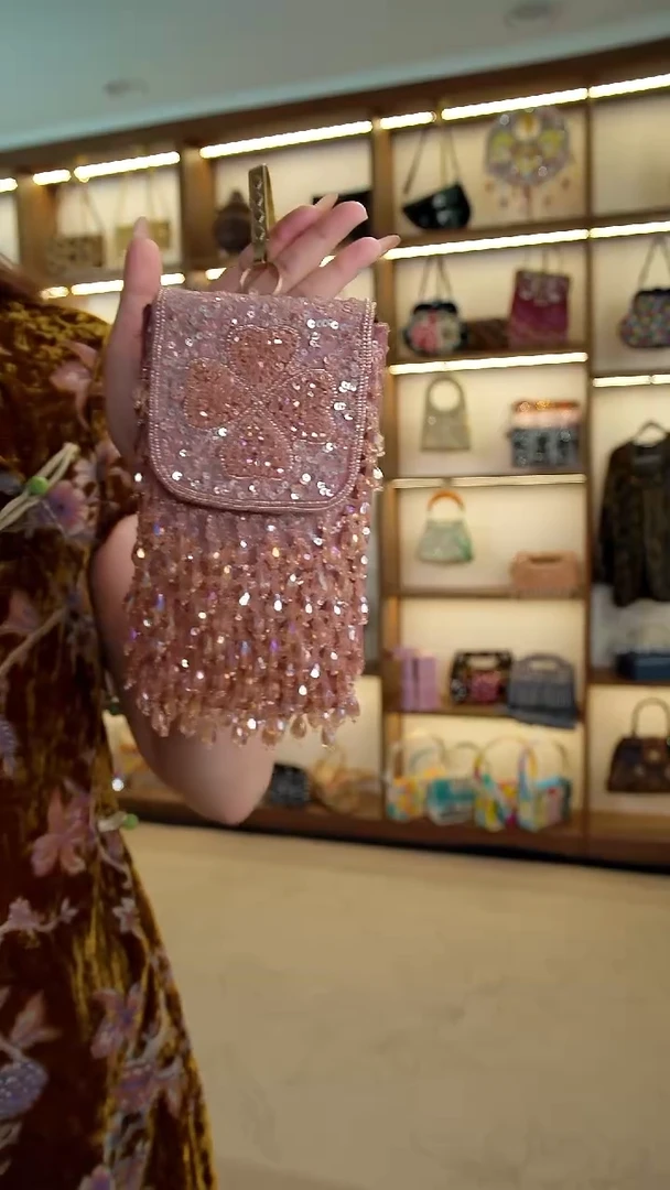 织物Fjss-666百格汇手工串珠包