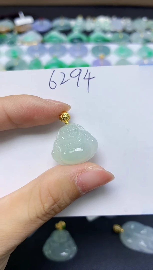 翡翠未镶嵌颈饰 天然缅甸翡翠A货