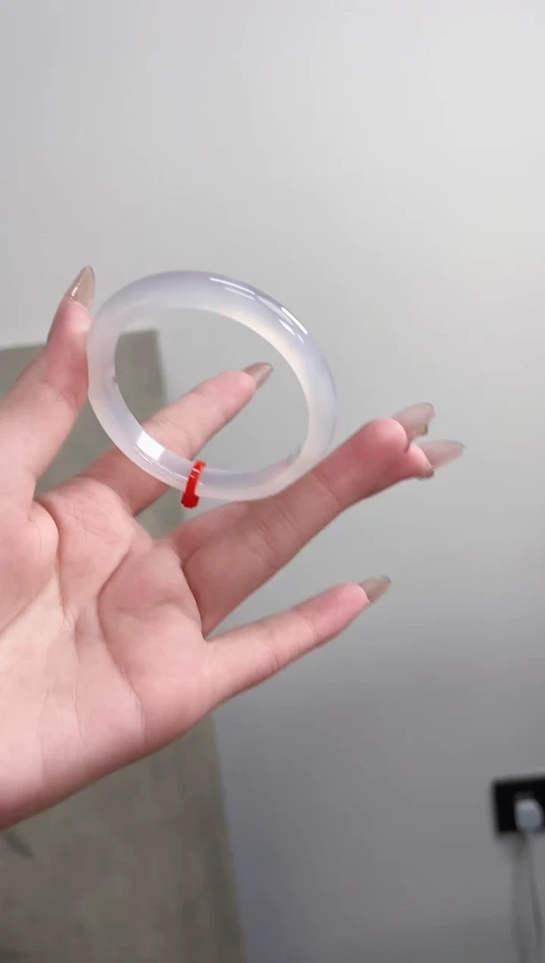 【闪购商品】玛瑙/玉髓手镯未镶嵌52-53圈