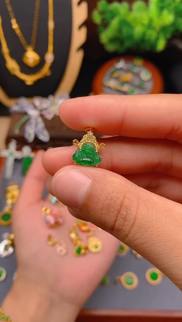 【闪购商品】翡翠吊坠(不含链)银S925镶嵌金色财神佛公