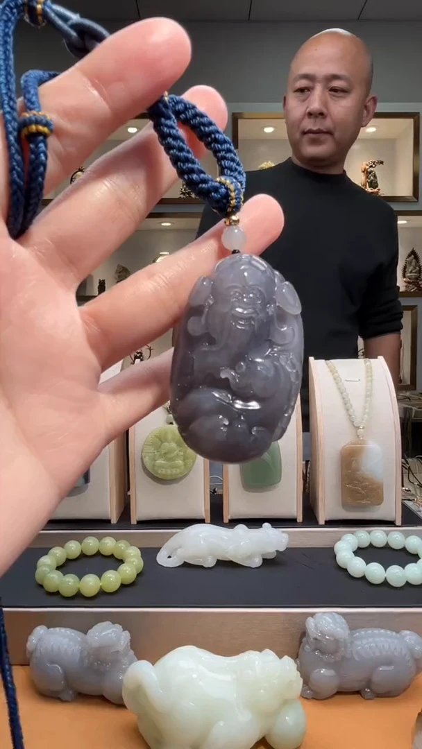 颈饰未镶嵌和田玉苏