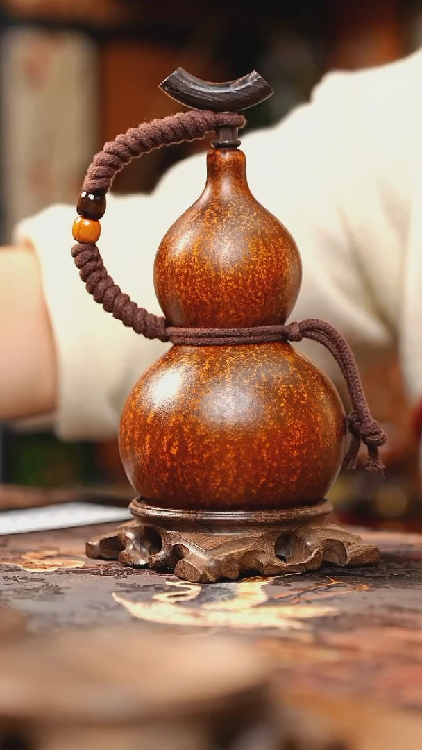 【闪购商品】RU163大漆酒葫芦不包手串及旋转底座