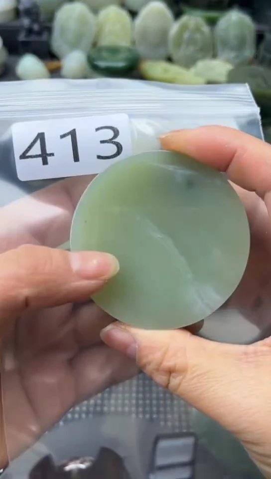 未镶嵌和田玉珠宝半成品镯芯