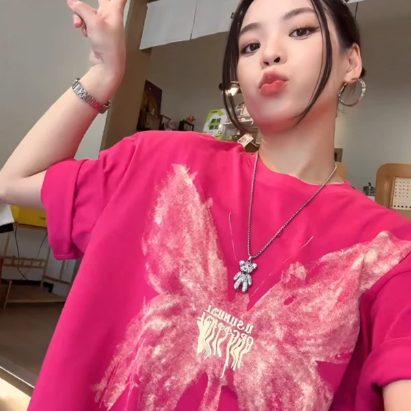 2025夏季美式短袖t恤女蝴蝶印花圆领宽松设计感遮肉个性上衣