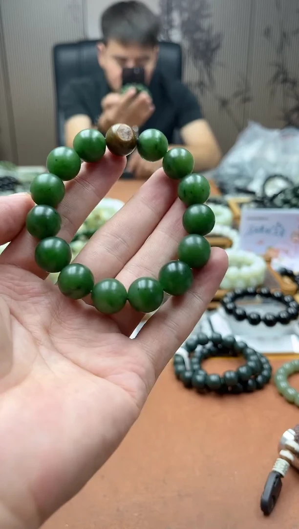 未镶嵌手链和田玉碧玉14