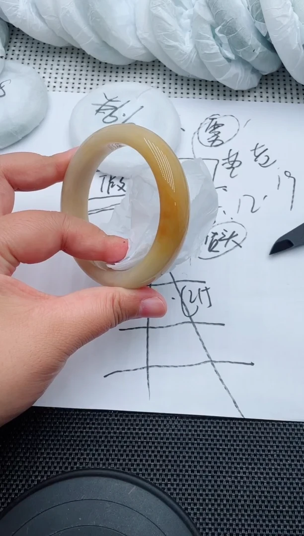 未镶嵌手镯石英质玉91-59-60