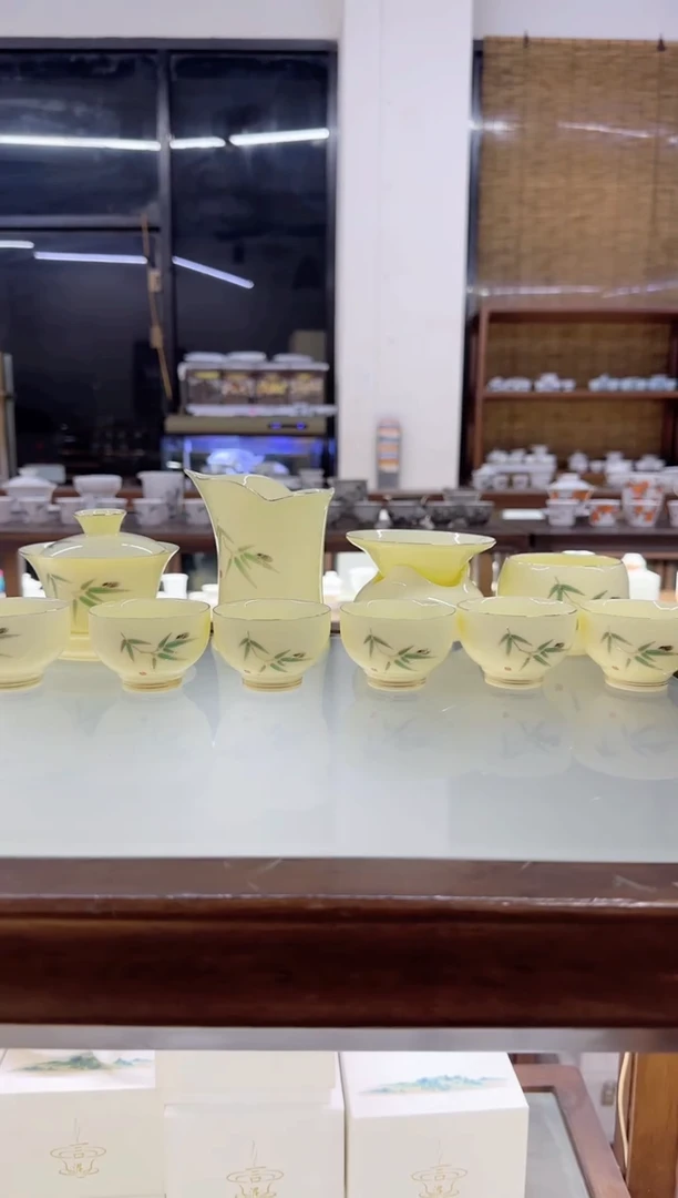 【闪购商品】瓷片言泥言泥言泥@YN