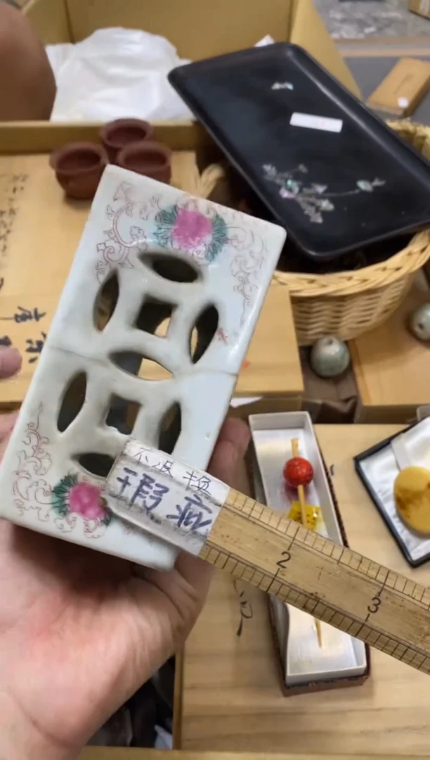 钢***房中古商品瑕疵杯碟