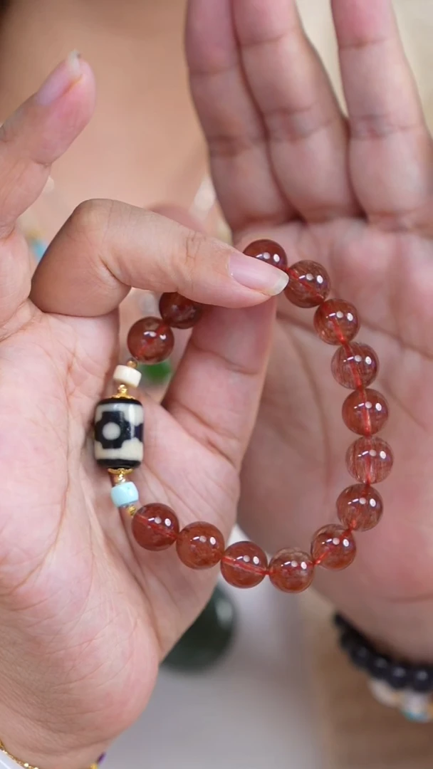 18K金镶嵌手链水晶F00487