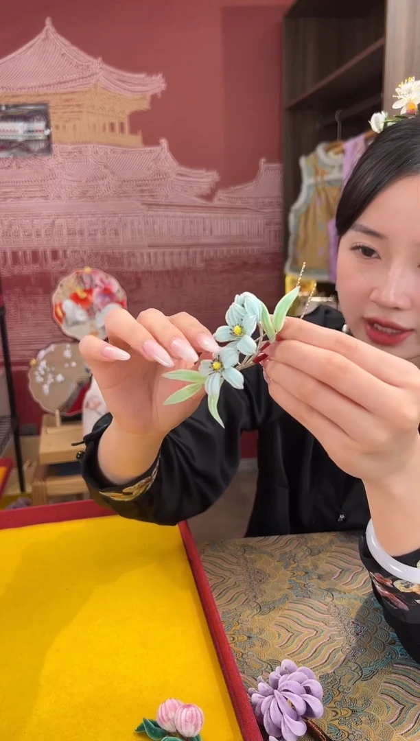 【闪购商品】刺绣非遗绒花（发饰）