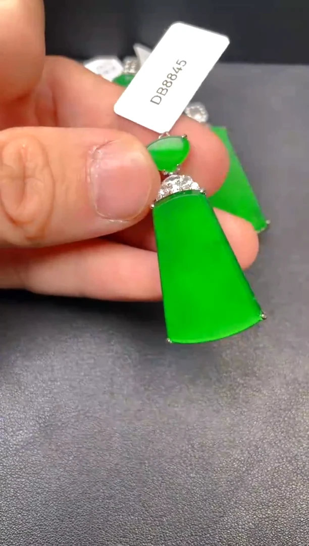 银S925镶嵌挂件翡翠吊坠