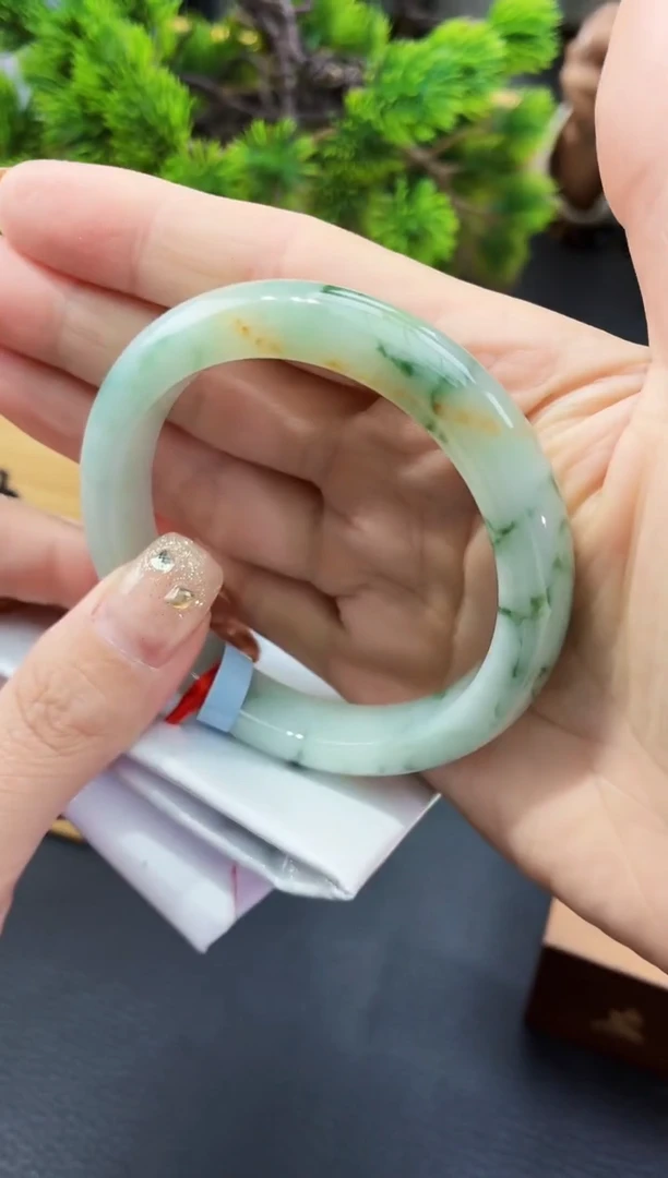 未镶嵌手镯翡翠B43