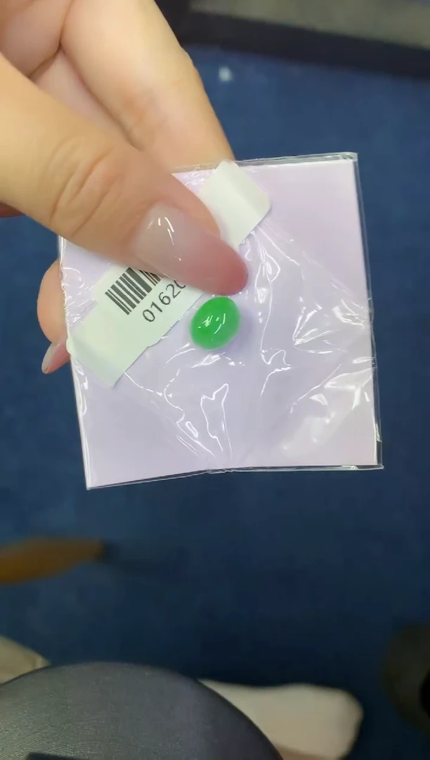 翡翠未镶嵌颈饰缅甸天然翡翠A货