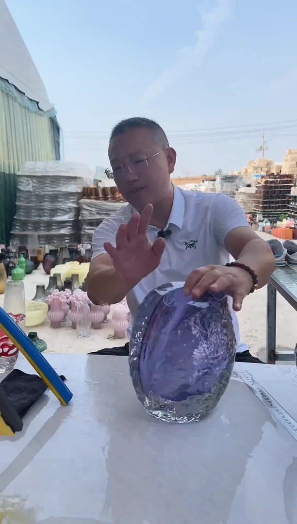 水养鲜花ins风客厅