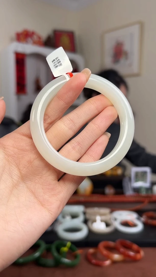 【闪购商品】和田玉手镯未镶嵌S9- 56mm