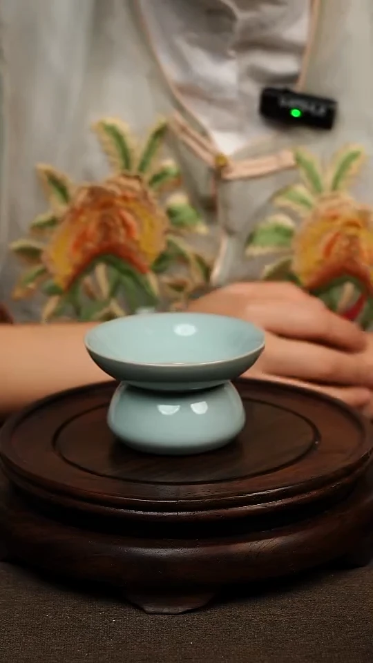 瓷片天青色斗笠茶漏 微瑕 不带礼盒