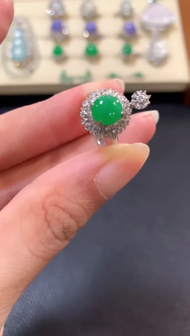 翡翠戒指18K金镶嵌b27