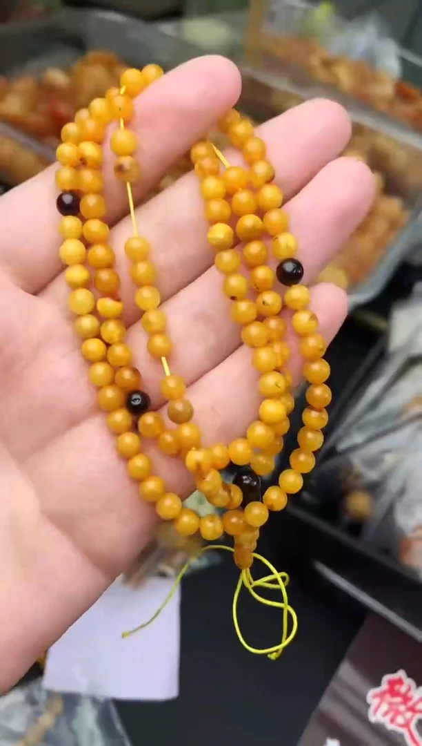 蜜蜡未镶嵌珠宝奇石86