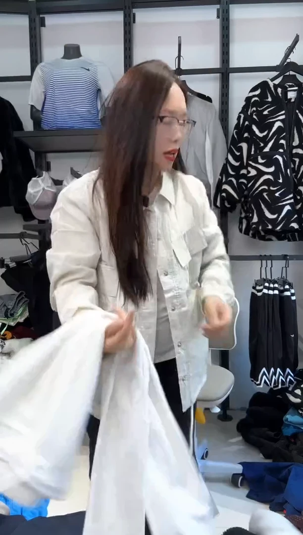 2085编码  瑕疵直播间过款为准 尺码