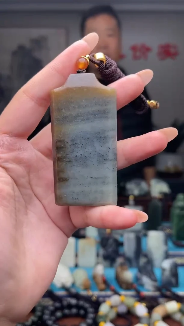 未镶嵌和田玉挂件1