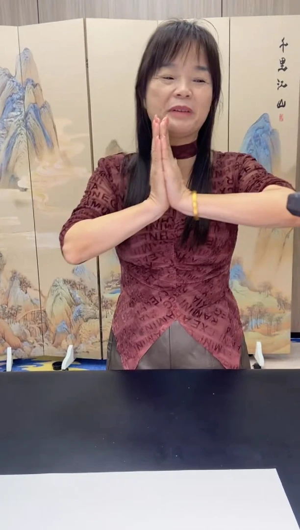 颈饰未镶嵌翡翠往****g1123123