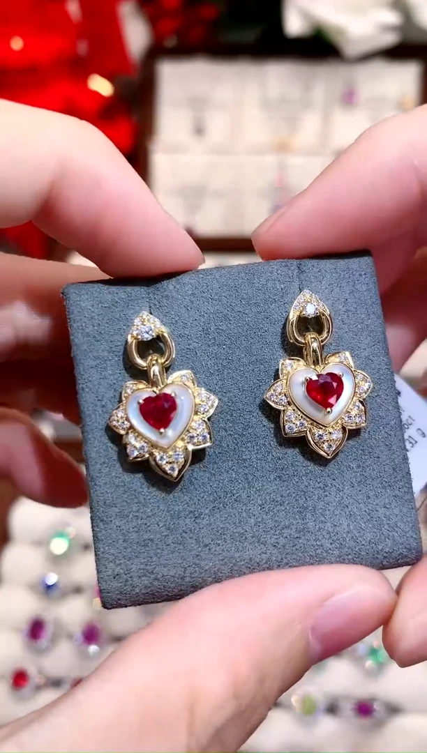 【闪购商品】红宝石耳饰18K金镶嵌0.80ct/天然宝石/七天无理由