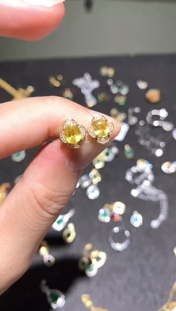 耳饰蓝宝石银S925镶嵌耳饰