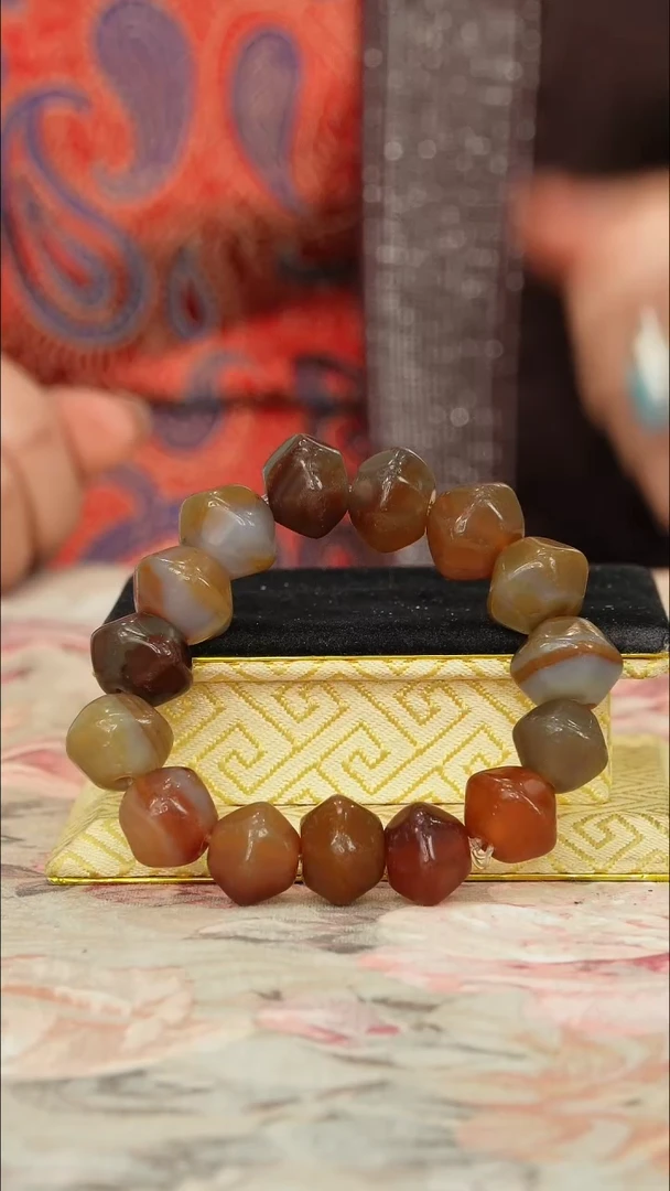 【闪购商品】玛瑙/玉髓手串未镶嵌玛瑙