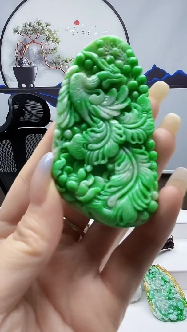 未镶嵌定制翡翠毛货挂件78