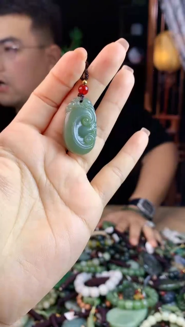 【闪购商品】和田玉挂件未镶嵌多样性发货拍一发一