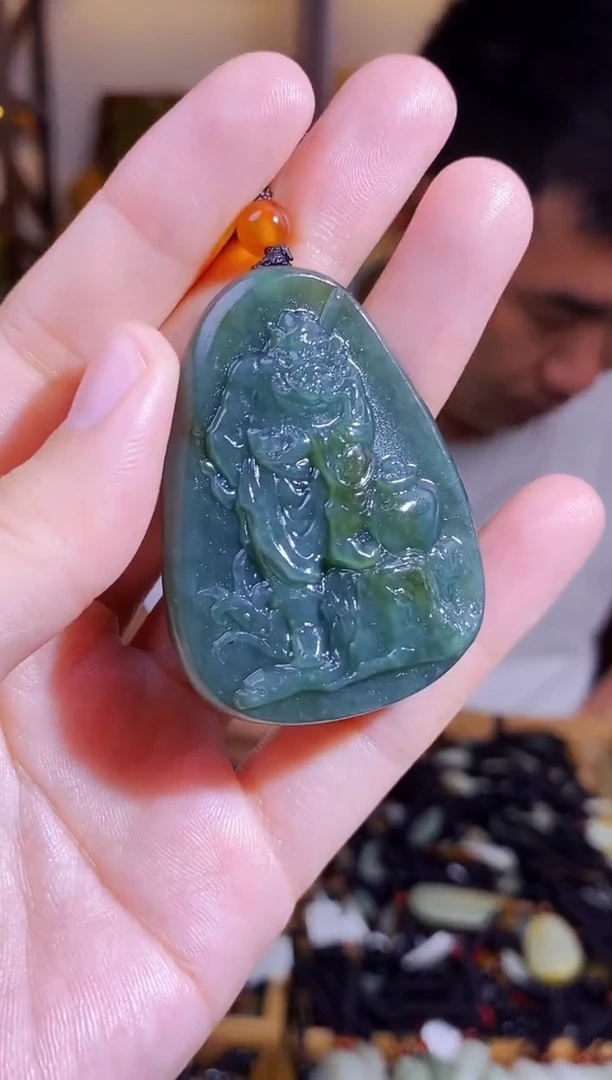 颈饰未镶嵌和田玉1