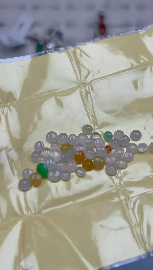 裸石翡翠天然翡翠蛋面52