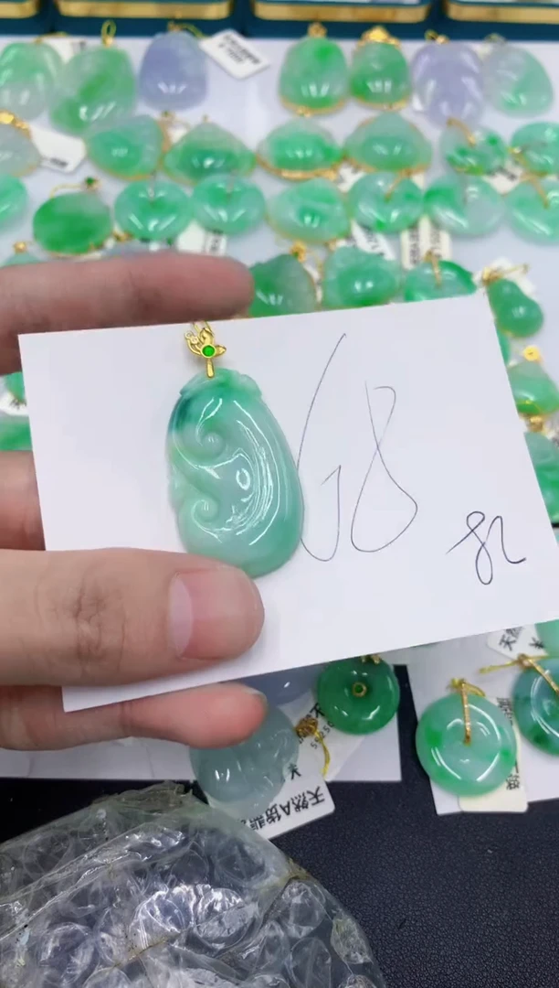 颈饰未镶嵌翡翠1111111