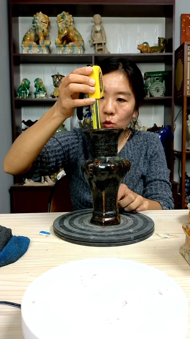 经典精美复古风格瓷器