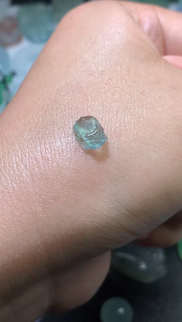 未镶嵌定制翡翠毛货