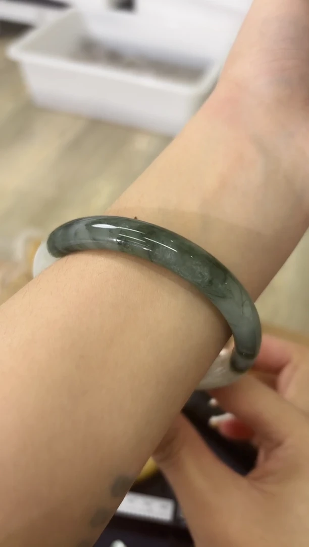 未镶嵌手镯石英质玉118-63D