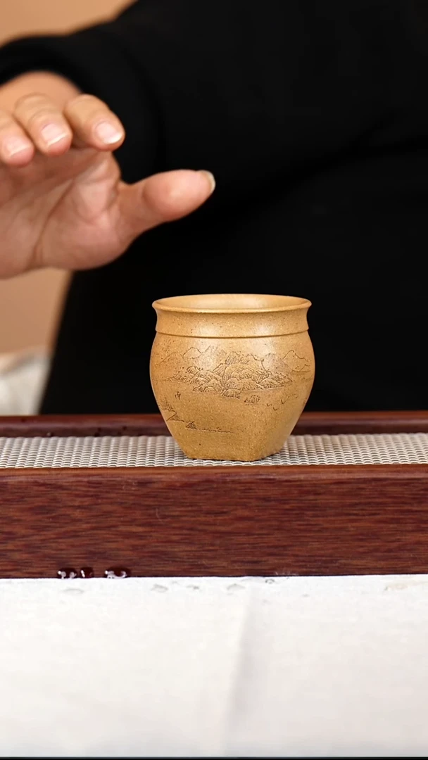 茶杯紫砂紫砂主人杯 黄降坡  手工刻绘  山居图 130CC   822