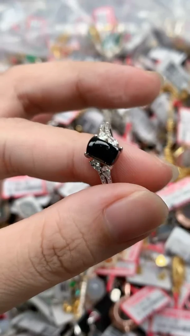 翡翠戒指银S925镶嵌天然缅甸翡翠