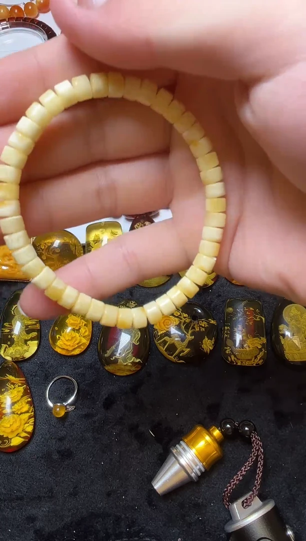 手串蜜蜡未镶嵌蜜蜡