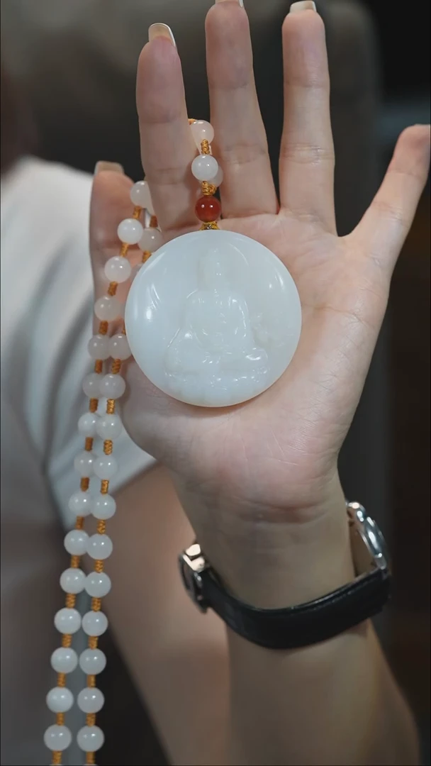 颈饰未镶嵌和田玉大日如来