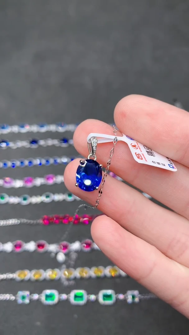 【闪购商品】蓝宝石吊坠(赠链)银S925镶嵌.....
