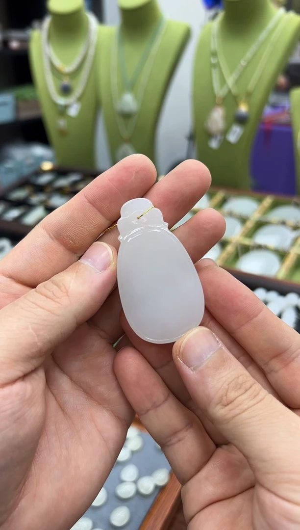 颈饰未镶嵌和田玉无事牌